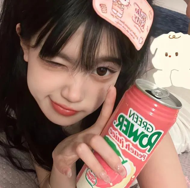 奇怪的猫咪 海报